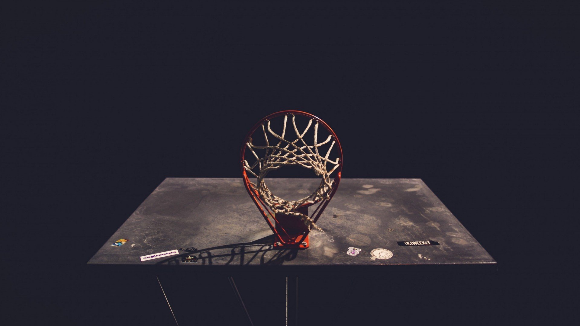 雷霆掀翻湖人，马克西接管比赛，NBA季后赛唯一性的瞬间与永恒